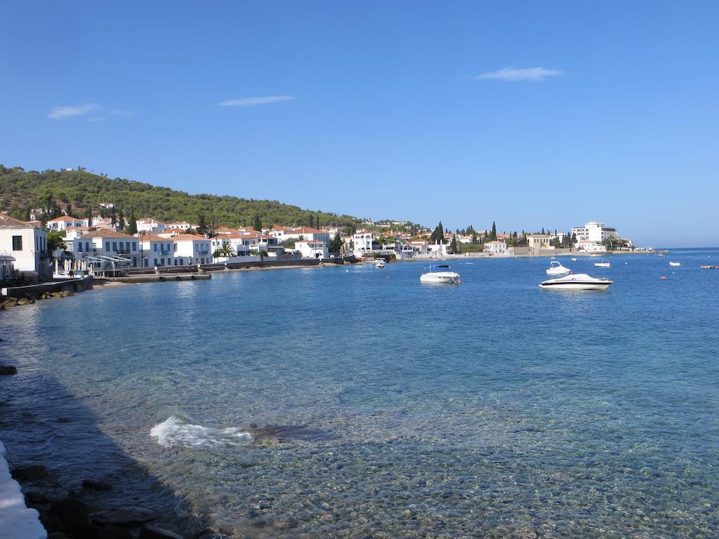 Victoria Studios Spetses Town Extérieur photo